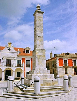 Obelisco a la memoria de los Comuneros de Villalar